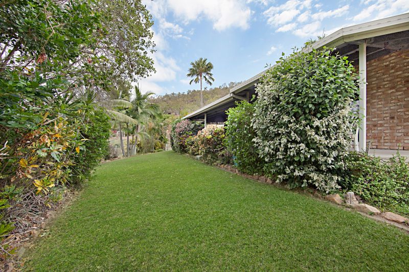 17 Oolilpa Street Mount Louisa Queensland House for Sale RE/MAX Australia