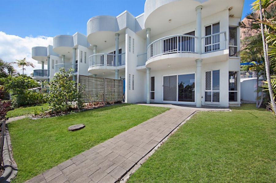 4 316 Stanley Street North Ward Queensland Unit for Sale RE/MAX Australia 4 316 Stanley Street North Ward Queensland Unit for Sale RE/MAX Australia