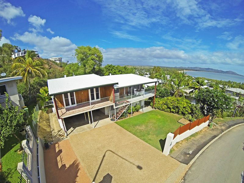 55 Gilbert Crescent Castle Hill Queensland House for Sale RE/MAX Australia