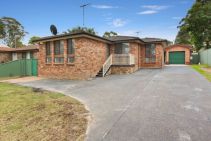 Property in Kings Langley - Offers Over $430,000