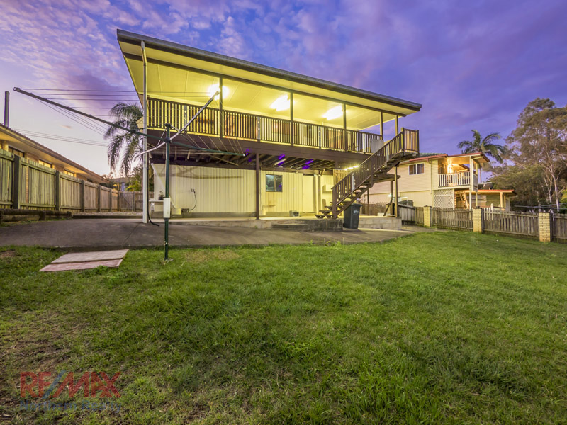 27 Woodbury Ave Bray Park Queensland House for Sale RE/MAX Australia