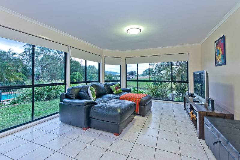 3 Woodville Court Highvale Queensland AcreageSemirural for Sale RE