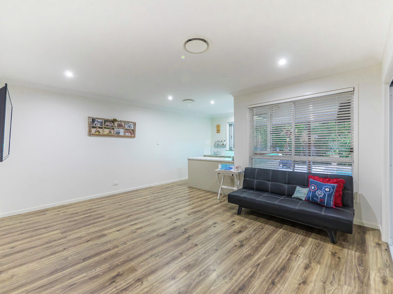 28 Dana st Cashmere Queensland House for Sale RE/MAX Australia