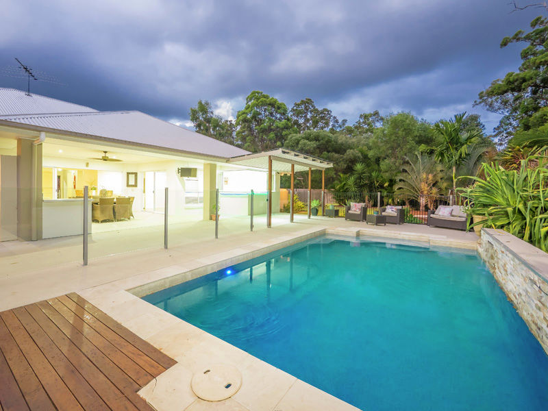 28 Dana st Cashmere Queensland House for Sale RE/MAX Australia