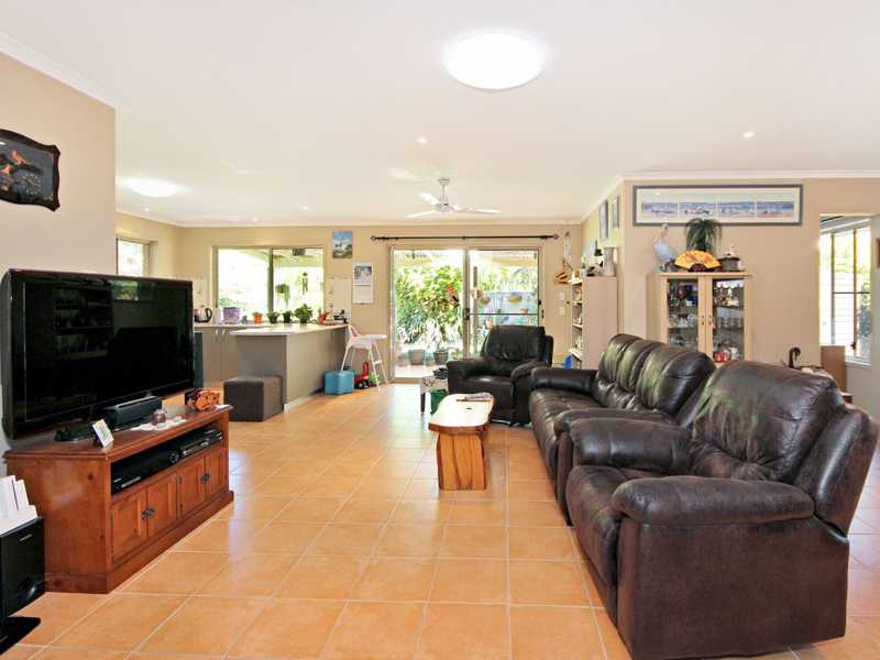 14 Winchester Drive Nerang Queensland House for Sale RE/MAX Australia