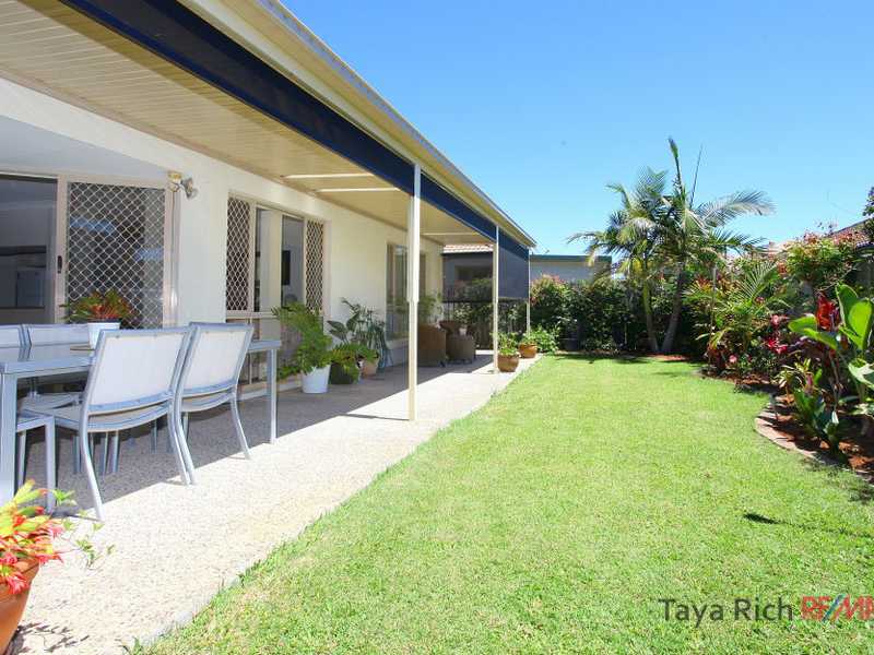 36 Inwood Circuit Merrimac Queensland House for Sale RE/MAX Australia