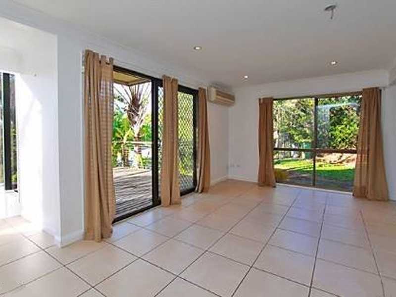 88 Plateau Crescent Carrara Queensland House for Sale RE/MAX Australia