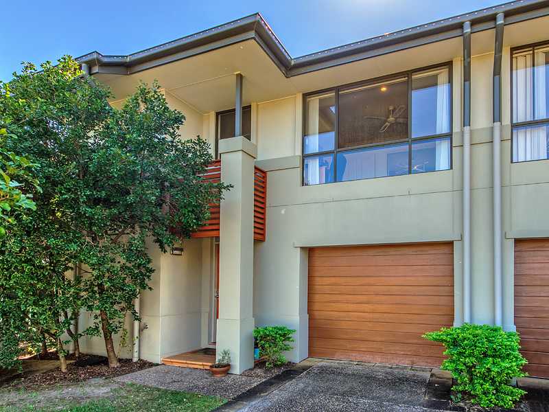 11/2 North Shore Avenue Varsity Lakes Queensland Townhouse for Sale