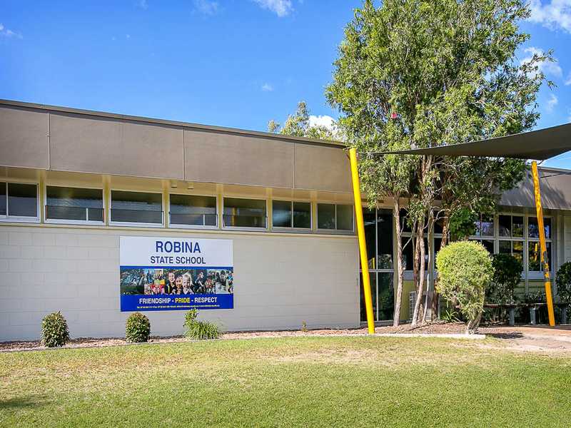 6 St Andrew'S Glade Robina Queensland House for Sale RE/MAX Australia