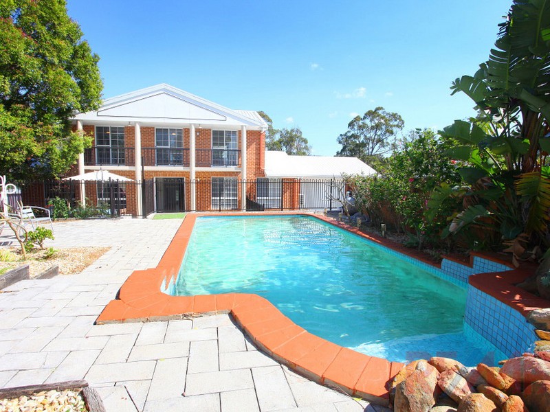 10 Alter Crt Merrimac Queensland House for Sale RE/MAX Australia