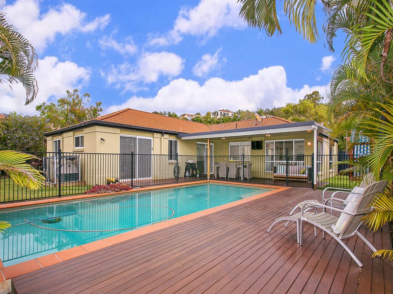 2 Ilminster Crescent Mudgeeraba Queensland House for Sale RE/MAX