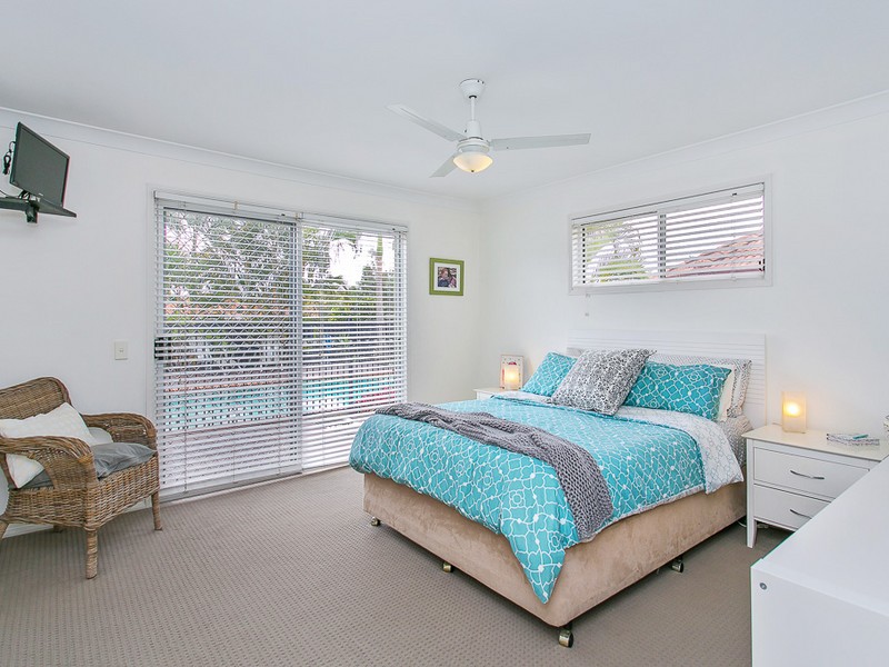 2 Ilminster Crescent Mudgeeraba Queensland House for Sale RE/MAX