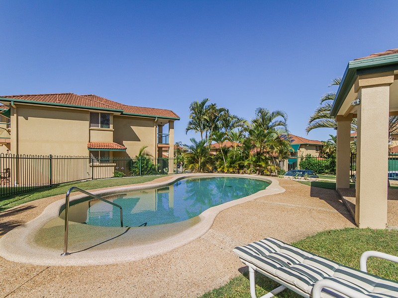 45/152 Palm Meadows Dr Carrara Queensland Townhouse for Sale RE/MAX