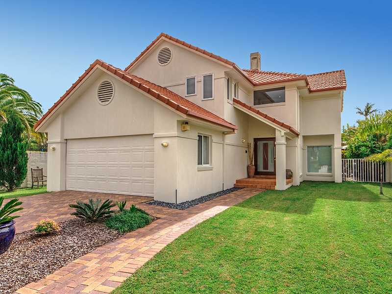 17 Meadowview Drive Carrara Queensland House for Sale RE/MAX Australia