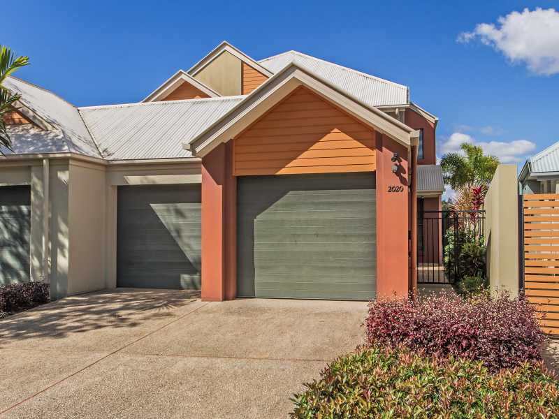 2020 1 The Vistas Drive Emerald Lakes Carrara Queensland Townhouse for Sale RE/MAX Australia