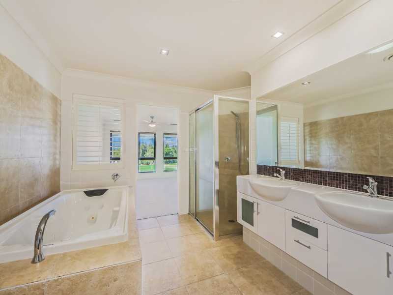 2020 1 The Vistas Drive Emerald Lakes Carrara Queensland Townhouse for Sale RE/MAX Australia