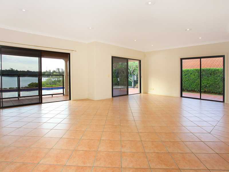 3138 Riverleigh Drive Hope Island Queensland House for Sale RE/MAX Australia