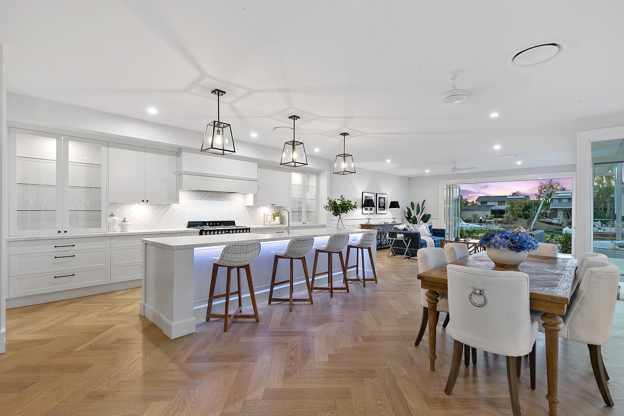 RE/MAX Bayside Properties