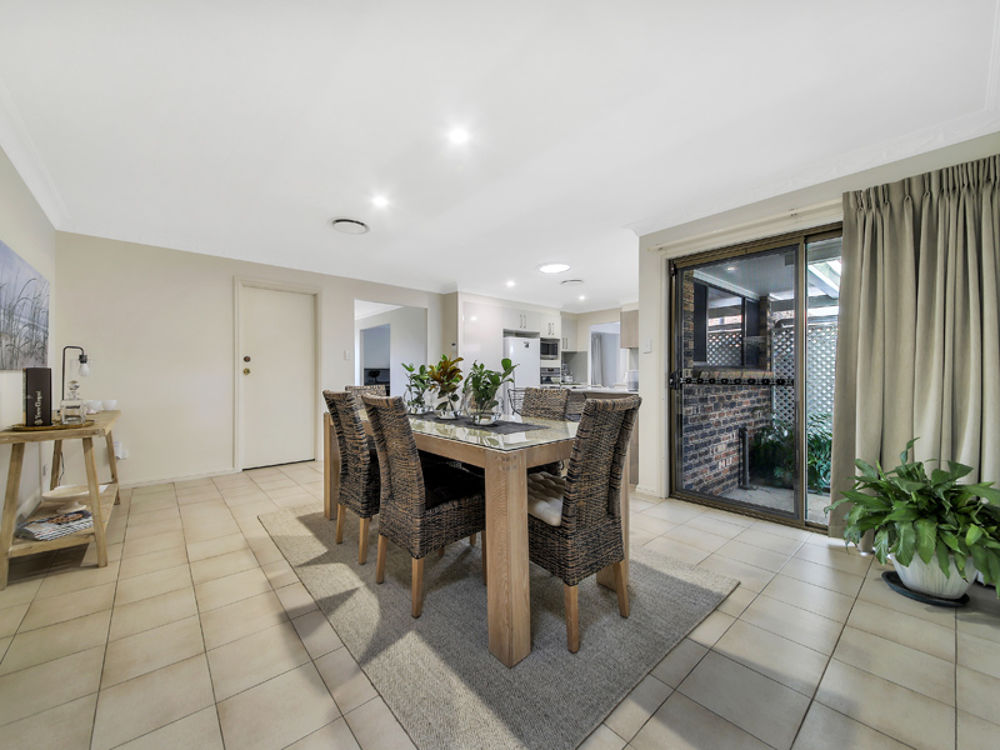 8 Breadalbane Street Carindale Queensland House for Sale RE/MAX Australia