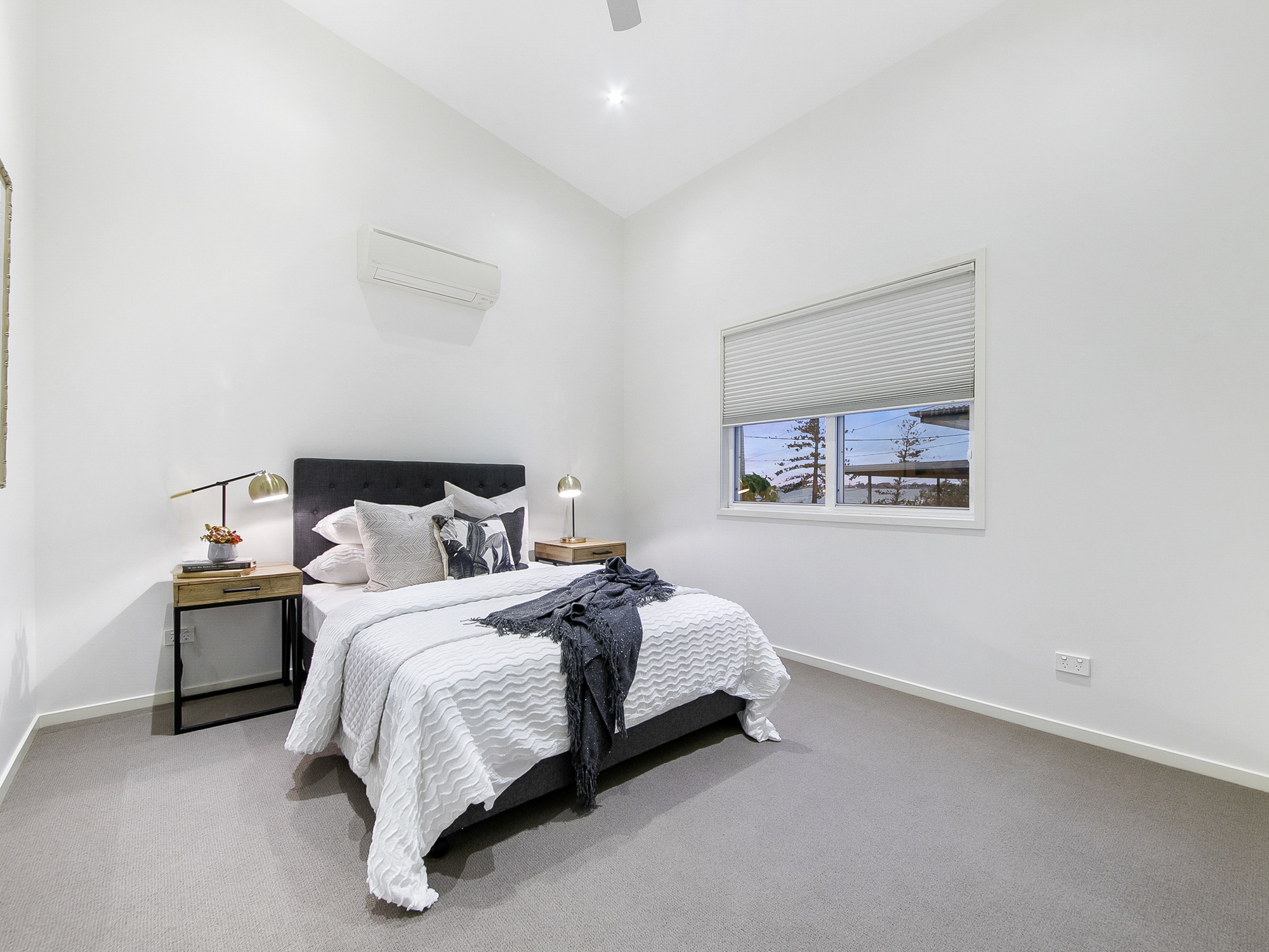 12 Wynnum North Esplanade Wynnum Queensland House for Sale RE/MAX Australia