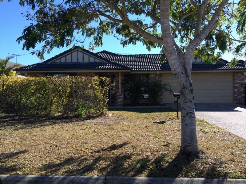 LARGE FAMILY HOME IN ROTHWELL