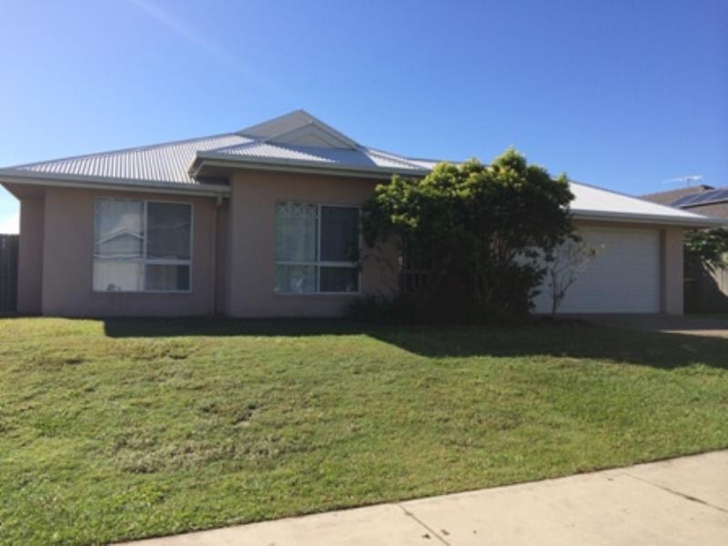 LARGE FAMILY HOME IN ROTHWELL