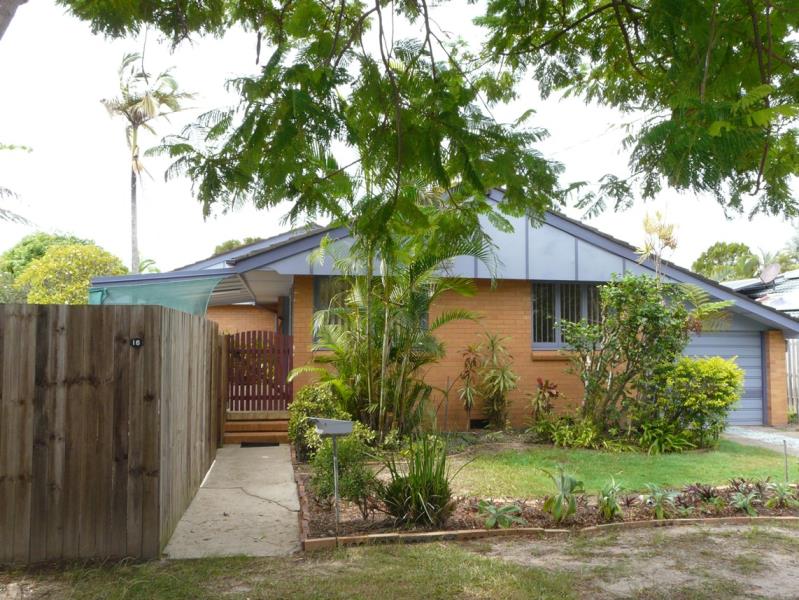 SCARBOROUGH FULLY RENOVATED 3 BED + STUDY