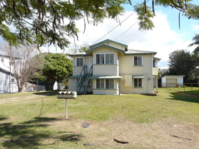 WALK TO BEACHES & BOWLS CLUB