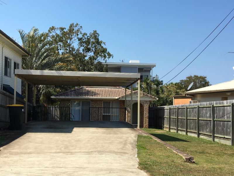 LOWSET BRICK 4 BEDROOM IN SCARBOROUGH