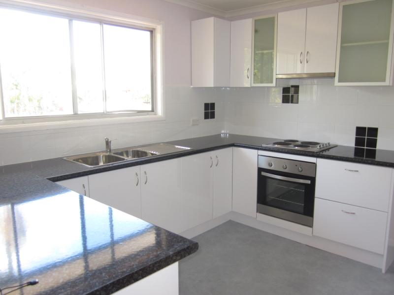 SCARBOROUGH 3 BEDROOM HOUSE CLOSE TO WATER