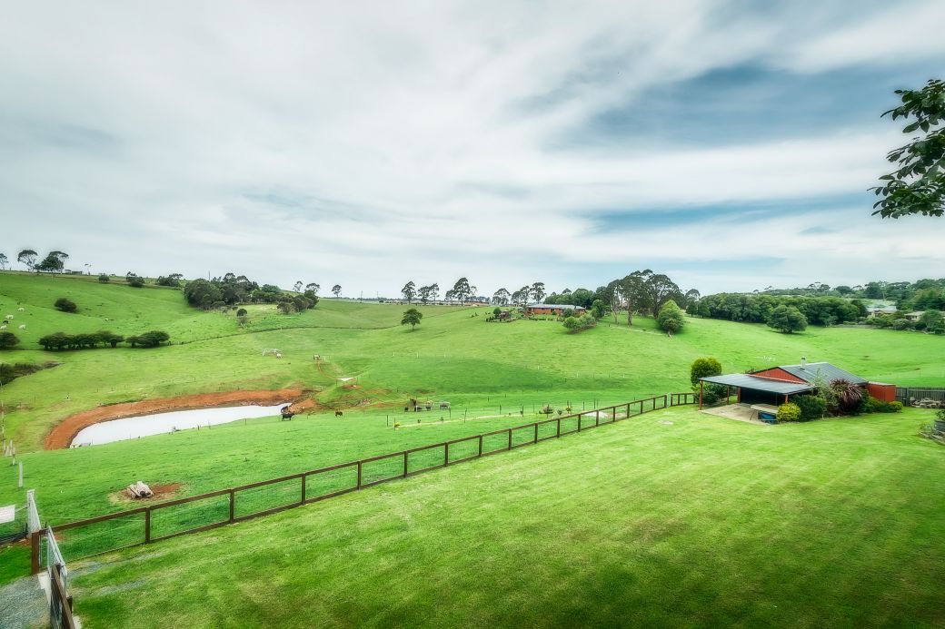 This property is 'neat as a pin' with good fences