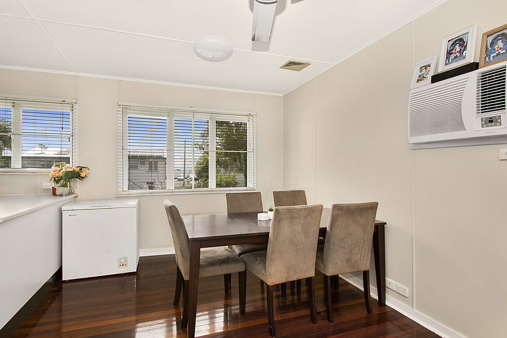 Open for inspection in Currajong