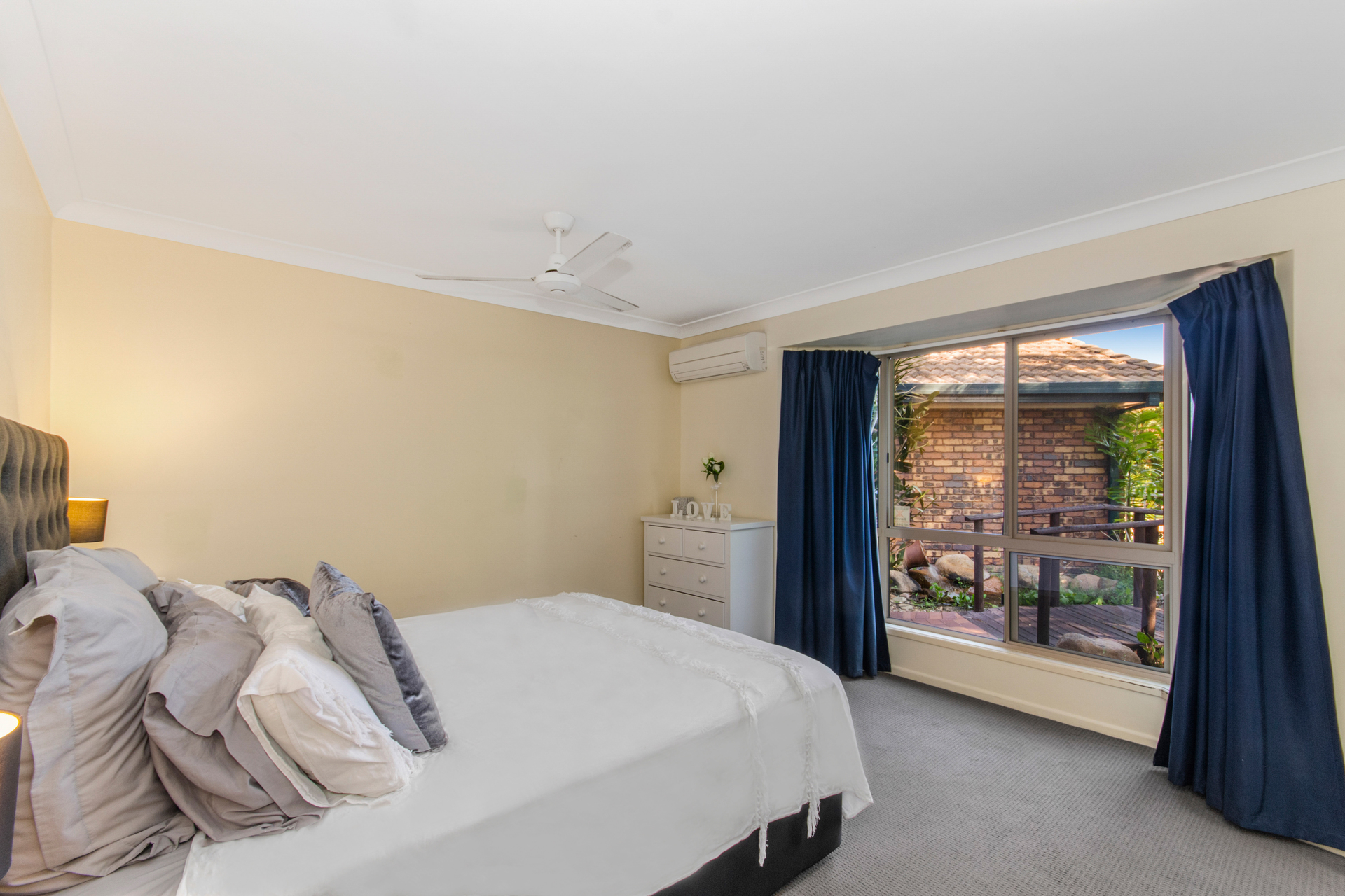 Real Estate in Annandale