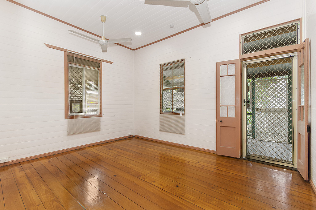 Real Estate in West End