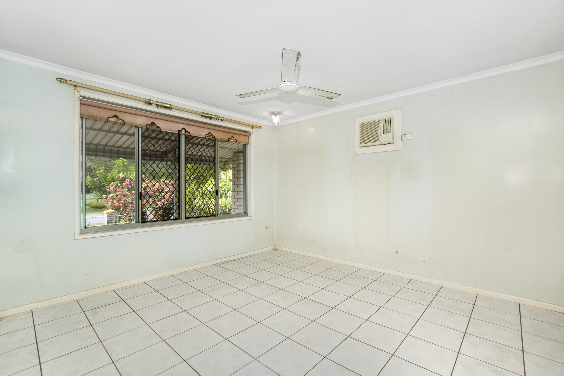 Open for inspection in Kirwan