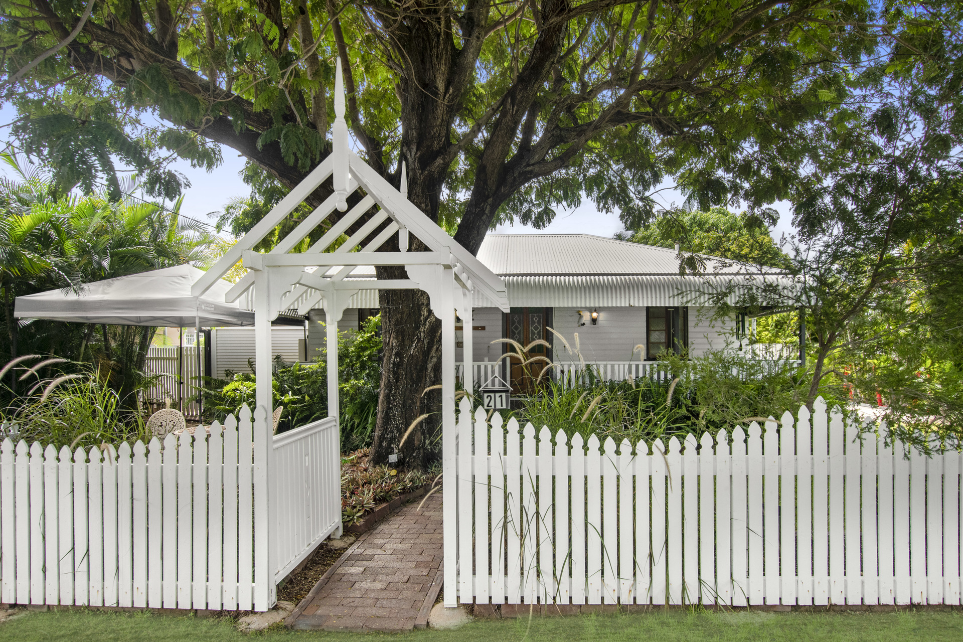 Property in Currajong - Sold for $377,500