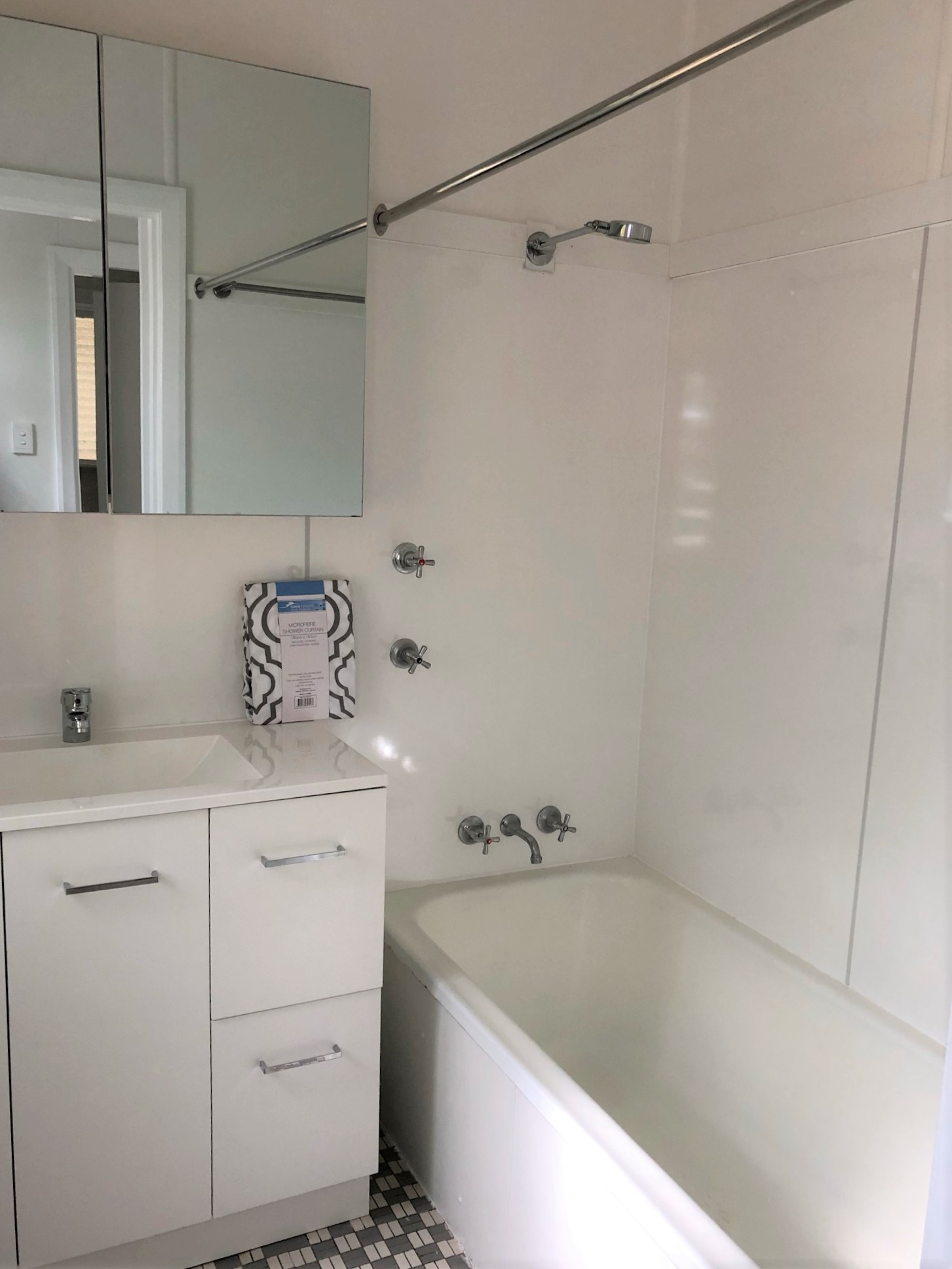 Real Estate in West End