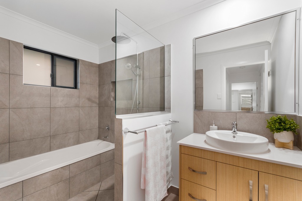 Selling your property in Mount Low