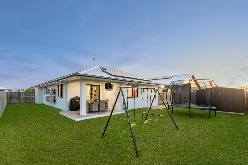 Real Estate in Mount Low