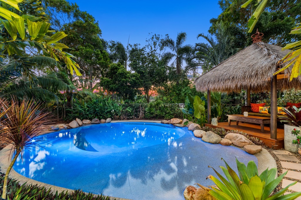 Real Estate in Alice River