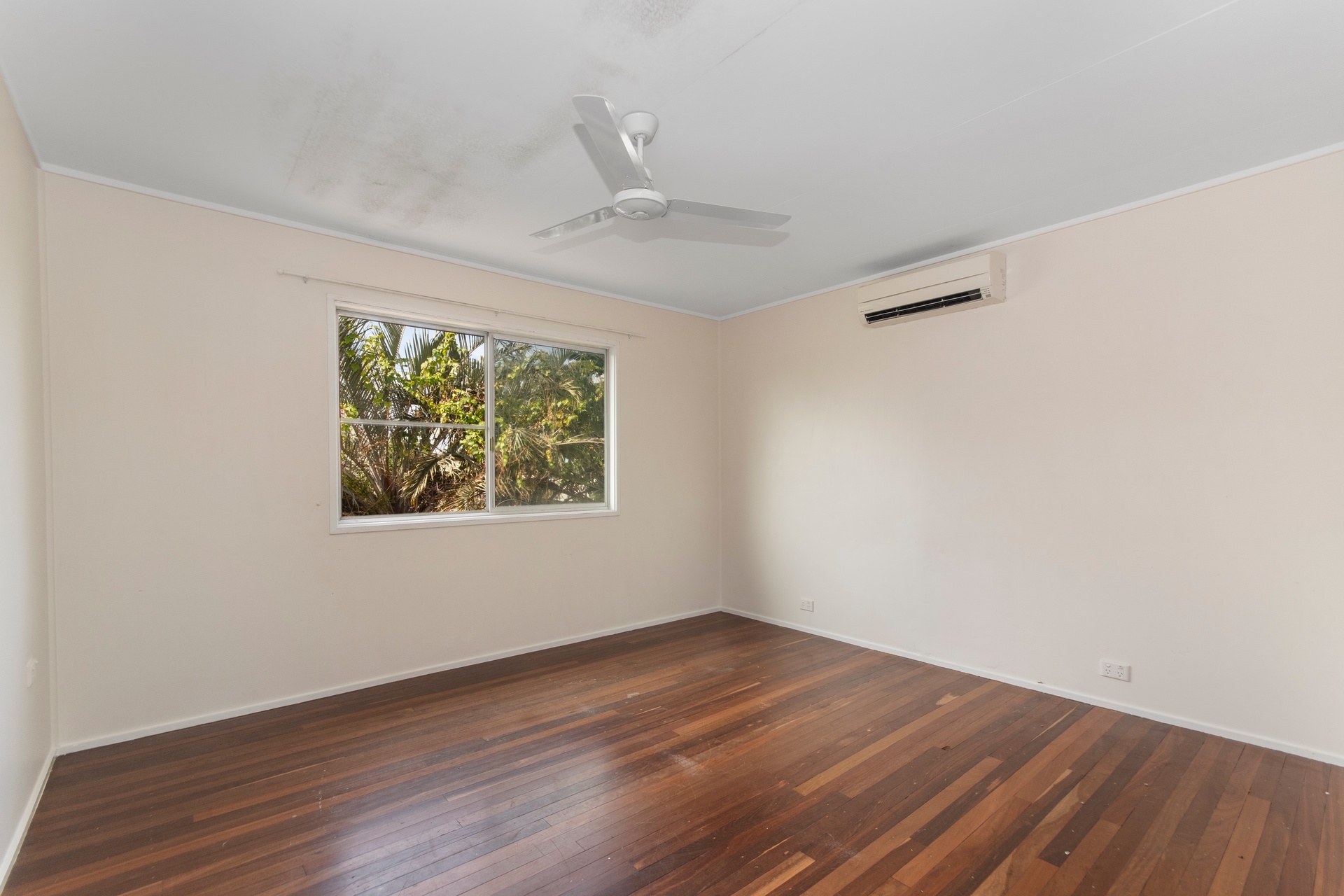 Open for inspection in Mount Louisa