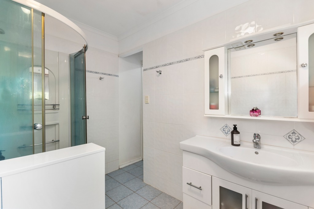 Real Estate in Kirwan