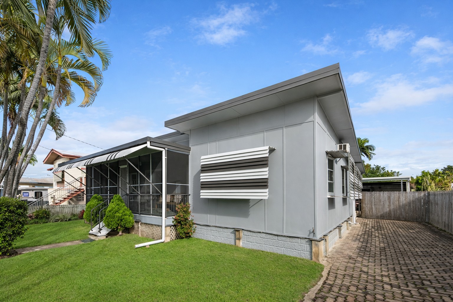 Property in Currajong - Sold for $650,000