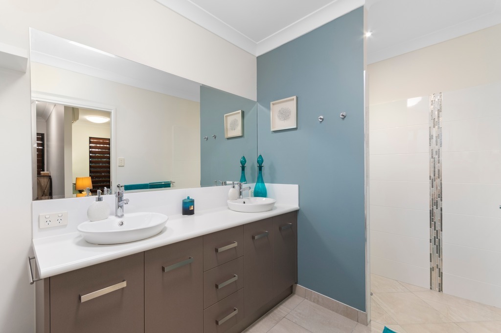 Selling your property in Mount Low
