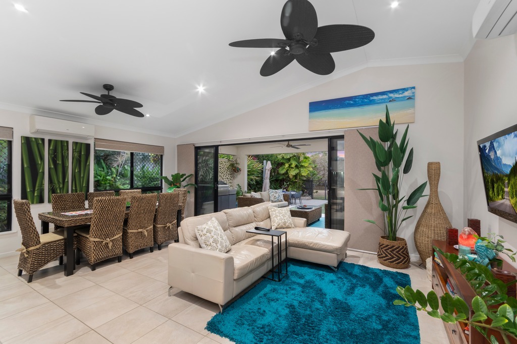Real Estate in Mount Low