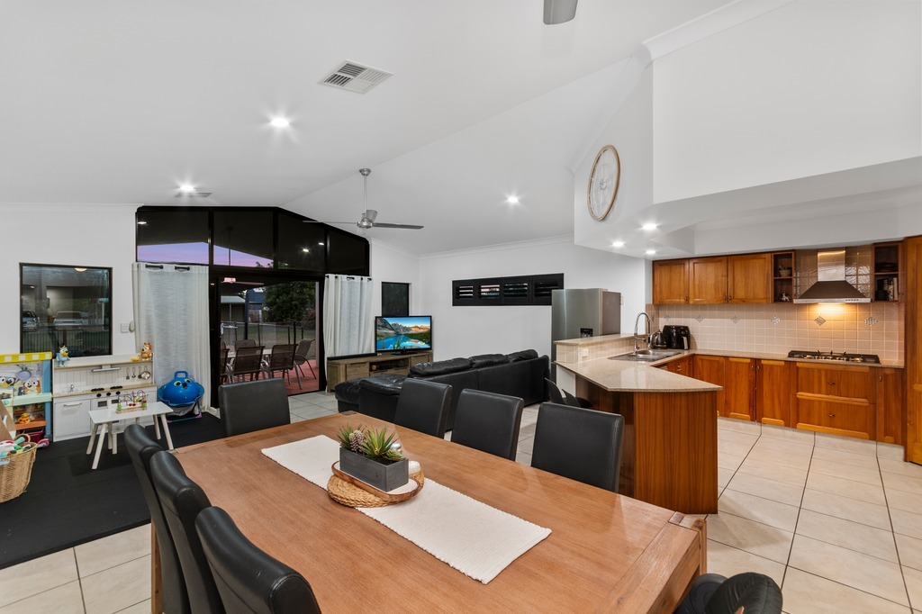 Open for inspection in Alice River