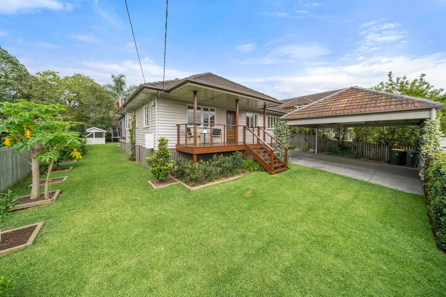Property in Holland Park - Sold