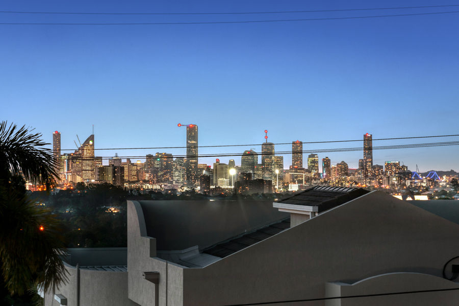 Property in Holland Park West - Sold for $1,165,000