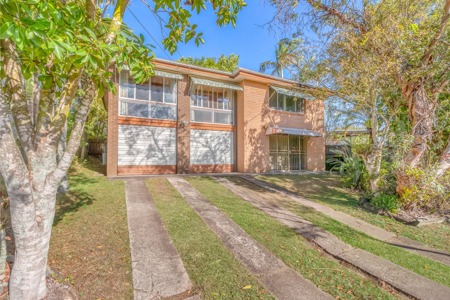 Property in Holland Park West - Sold