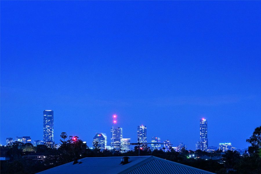 Property in Holland Park West - Sold